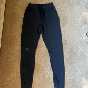 Lululemon men’s jogger
